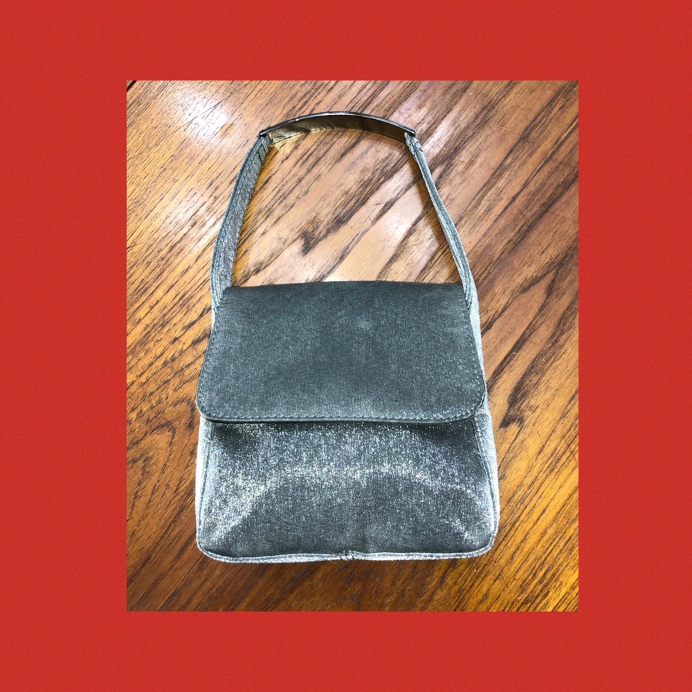 EUC ✅ Kenneth Cole Reaction Mini Bag Metallic